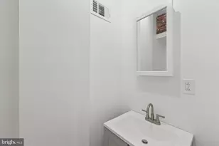 2321 Mountain St, Philadelphia, PA 19145 - Photo 16