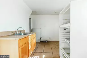 1350 S Melville St, Philadelphia, PA 19143 - Photo 8