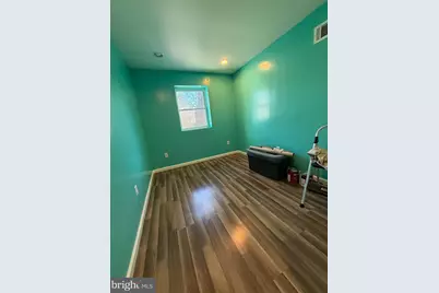 653 N 37th Street, Philadelphia, PA 19104 - Photo 10