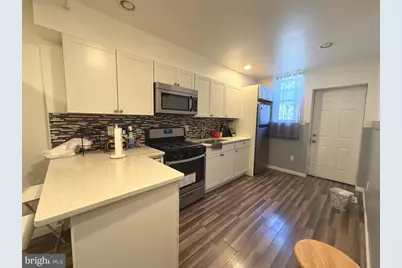 653 N 37th Street, Philadelphia, PA 19104 - Photo 4