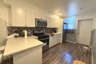 653 N 37th St, Philadelphia, PA 19104 - Photo 4