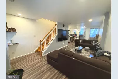 653 N 37th Street, Philadelphia, PA 19104 - Photo 2