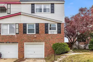 8822 Dewees St, Philadelphia, PA 19152 - Photo 2