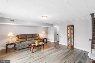 8822 Dewees St, Philadelphia, PA 19152 - Photo 24