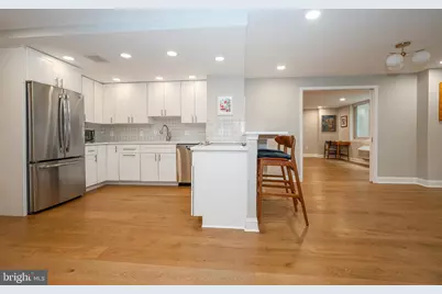 1919 Chestnut Street #523-24, Philadelphia, PA 19103 - Photo 4