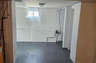 6405 Dicks Ave, Philadelphia, PA 19142 - Photo 28