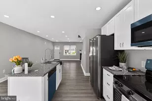 930 E Price St, Philadelphia, PA 19138 - Photo 12