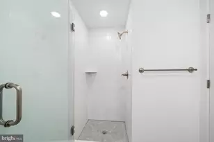 4324 Lancaster Ave, Philadelphia, PA 19104 - Photo 20