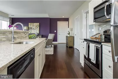 235 N Columbus Boulevard #402, Philadelphia, PA 19106 - Photo 46