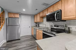 1714 Wallace St, Philadelphia, PA 19130 - Photo 16