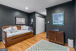 1714 Wallace St, Philadelphia, PA 19130 - Photo 8