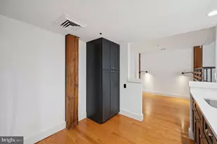 301 Race St, Philadelphia, PA 19106 - Photo 6