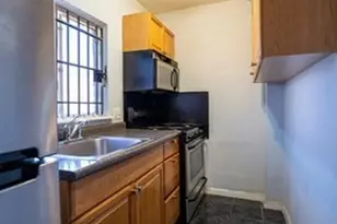 1911 Brunner St, Philadelphia, PA 19140 - Photo 4