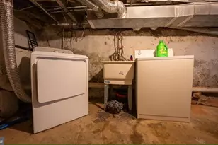 1911 Brunner St, Philadelphia, PA 19140 - Photo 12