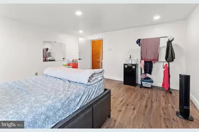 1542 W Diamond Street, Philadelphia, PA 19121 - Photo 24