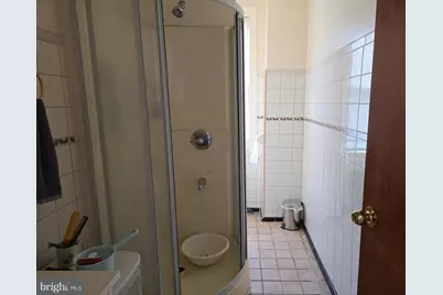 2139 S 7th Street, Philadelphia, PA 19148 - Photo 8