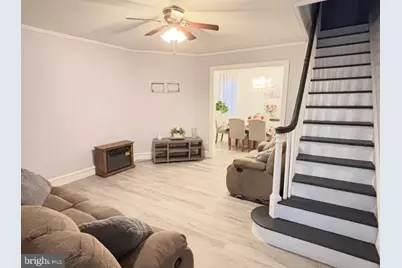 137 W Spencer Avenue, Philadelphia, PA 19120 - Photo 6