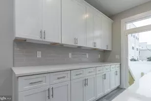 140 W Huntingdon St, Philadelphia, PA 19133 - Photo 8