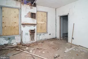 701 N 42nd St, Philadelphia, PA 19104 - Photo 16