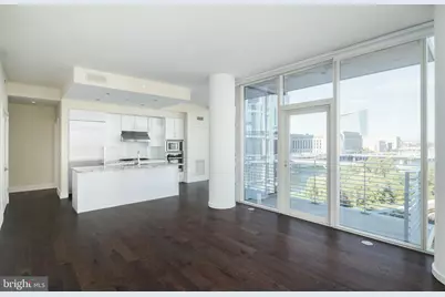 210 S 25th Street #703, Philadelphia, PA 19103 - Photo 2