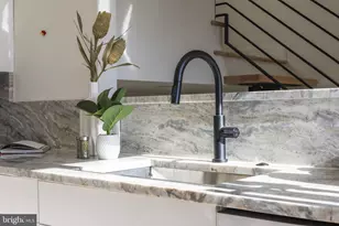 514 S 20th St, Philadelphia, PA 19146 - Photo 4