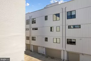 1328 S Woodstock St, Philadelphia, PA 19146 - Photo 46