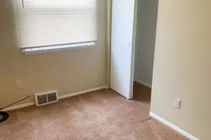 7615 Algon Ave, Philadelphia, PA 19111 - Photo 16