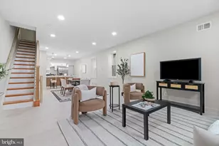 314 Pensdale St, Philadelphia, PA 19128 - Photo 2