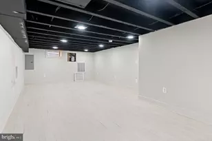 314 Pensdale St, Philadelphia, PA 19128 - Photo 26