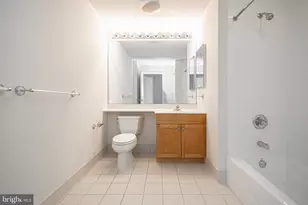 717 S Chris Columbus Blvd, Philadelphia, PA 19147 - Photo 24