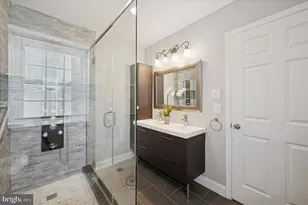 1539 S 20th St, Philadelphia, PA 19146 - Photo 12