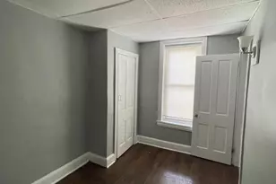 2046 Newcomb St, Philadelphia, PA 19140 - Photo 10