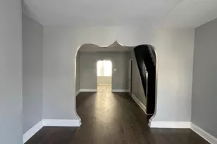 2046 Newcomb St, Philadelphia, PA 19140 - Photo 2