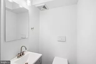 1327 S Capitol St, Philadelphia, PA 19146 - Photo 34