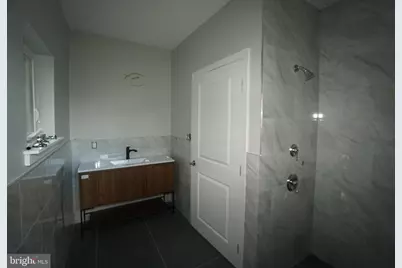 164 E Meehan Avenue, Philadelphia, PA 19119 - Photo 10