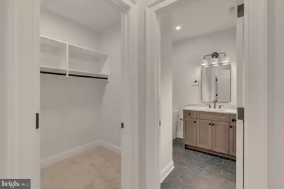 385 Port Royal Avenue, Philadelphia, PA 19128 - Photo 38