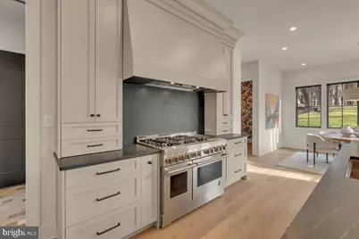 385 Port Royal Avenue, Philadelphia, PA 19128 - Photo 6