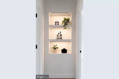 385 Port Royal Avenue, Philadelphia, PA 19128 - Photo 22