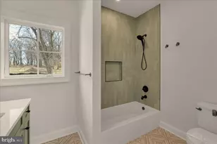 385 Port Royal Ave, Philadelphia, PA 19128 - Photo 32