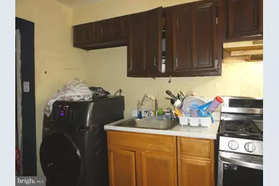 1944 S Croskey Street, Philadelphia, PA 19145 - Photo 6