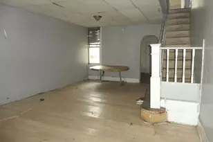 2010 Sigel St, Philadelphia, PA 19145 - Photo 4