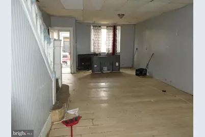 2010 Sigel Street, Philadelphia, PA 19145 - Photo 2
