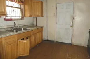 2010 Sigel St, Philadelphia, PA 19145 - Photo 6