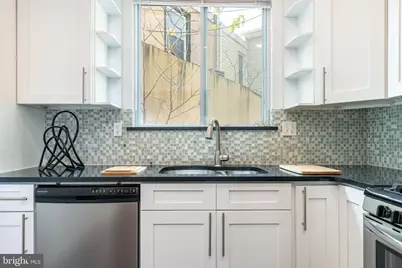 720 Shirley Street, Philadelphia, PA 19130 - Photo 14