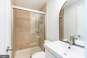 720 Shirley St, Philadelphia, PA 19130 - Photo 22