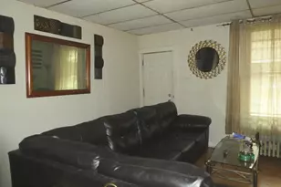 1925 S Beechwood St, Philadelphia, PA 19145 - Photo 2