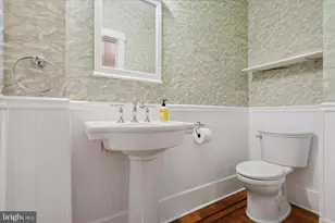 863 N Woodstock St, Philadelphia, PA 19130 - Photo 10