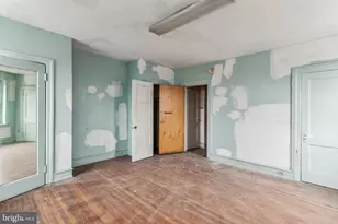 701 N 63rd St, Philadelphia, PA 19151 - Photo 36