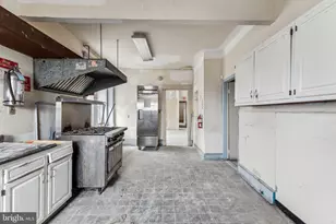 701 N 63rd St, Philadelphia, PA 19151 - Photo 14