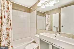 3 N Chris Columbus Blvd, Philadelphia, PA 19106 - Photo 26